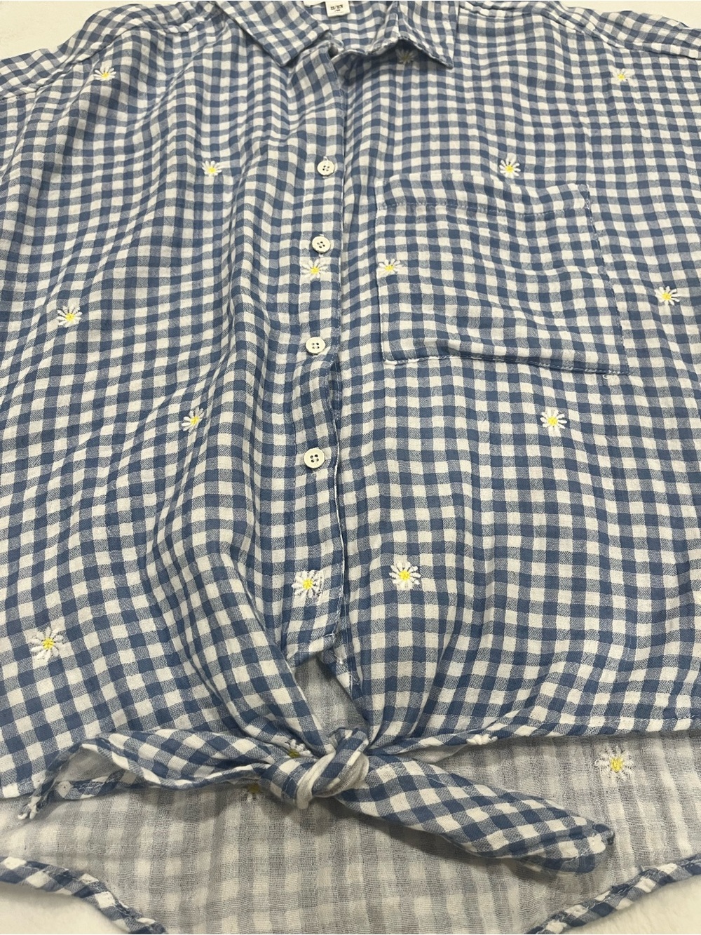 beachlunchlounge Daisy Gingham Tie-Front Top - XS - Picture 3 of 7